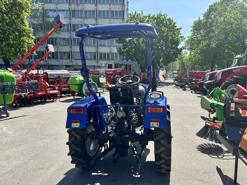 Трактор LOVOL TE 254